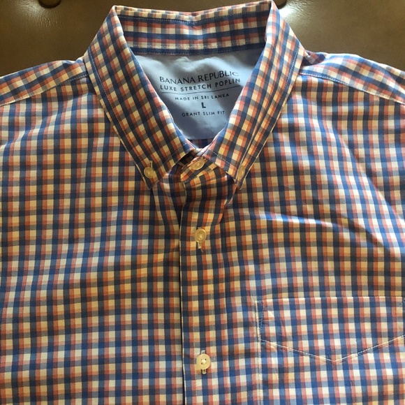Banana Republic Short Sleeve Shirt for Summer - Picture 2 of 6